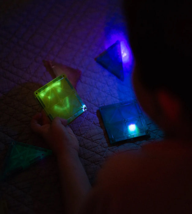 Imanix glow in the dark, 16 piezas - Brain Toys